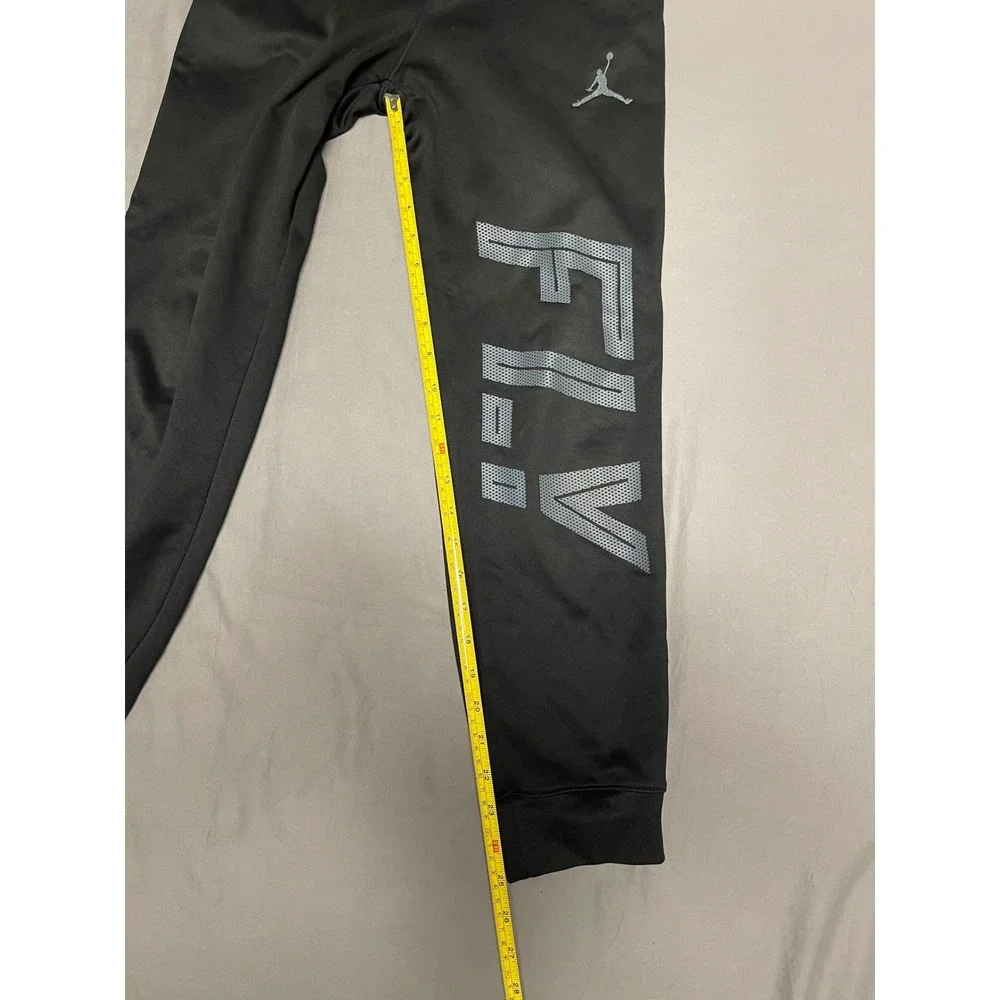 Jordan Boys Black Therma-FIT Fly Graphic Jogger Pants Size L 12-13Y